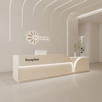 Bureau de réception de salon de beauté de luxe rouge, style minimaliste moderne multifonctionnel avec personnalisation de la peinture