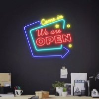 Özel Düğün Esnek Akrilik Neon LED IP33 Dereceli Dekoratif Aydınlatma, Otel Oturma Odası Yatak Odası ve İç/Dış Mekan Kullanımı için