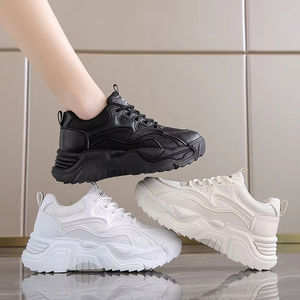 รองเท้าผ้าใบแฟชั่นสีดำขาวแบบผูกเชือก คุณภาพสูง สำหรับนักเรียนหญิง สไตล์ลำลอง รุ่นใหม่ ฤดูใบไม้ผลิ 2025 - Product Image 1