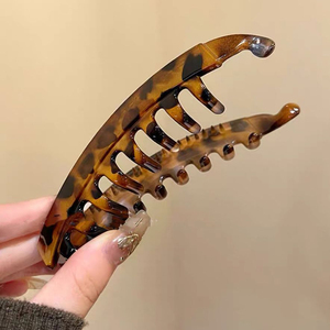 Hot Selling Popular Niche Design Curved Hair <b>Clip</b> Light Luxury Simple Women's Hairpins Hair Accessory Wholesale Jewelry Trendy - Product Image 1