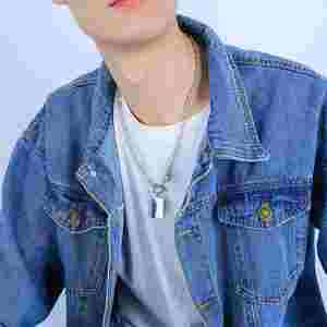 Collar con Colgante Cuadrado de Acero Inoxidable de Alta Calidad, Estilo Moderno para Parejas, con Cierre de Palanca y Dije Grabado, Acabado Pulido Espejo - Product Image 5