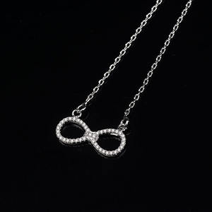 هدايا عيد الأم: قلادة على شكل صليب رخيصة مع سلسلة ذهبية وتصاميم قلادة فضية بالجملة - Product Image 1