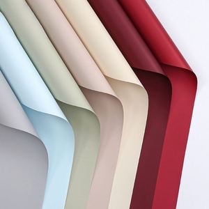 Papel de Flores de Plástico Grueso y Opaco, Nuevo y en Oferta, para Regalos de Eventos Deportivos - Product Image 1