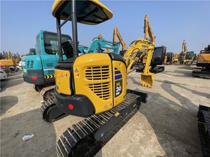 Miniexcavadora Komatsu PC30 Original con Bombas Hidráulicas en Excelentes Condiciones - Product Image 3