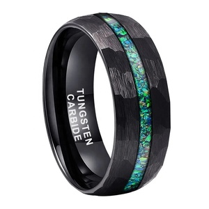 8MM Alin martelé <span class=keywords><strong>2</strong></span> canaux Whikey baril incrustation bleu opale noir plaqué carbure de tungstène bandes de mariage - Product Image 3