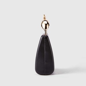 Nouvelle arrivée : Pochette de soirée en cuir PU tendance avec chaînes, coque rigide et bandoulière chaîne - Product Image 2