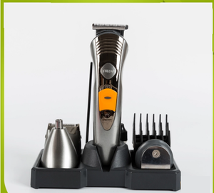 Kemei KM 580A Kit Completo Ricaricabile per Taglio <span class=keywords><strong>Capelli</strong></span>, Barba e Corpo, <span class=keywords><strong>Rasoio</strong></span> Elettrico e Trimmer per <span class=keywords><strong>Uomo</strong></span> - Product Image 3
