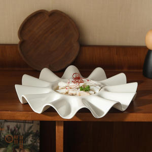 Nouvelles assiettes en porcelaine, compatibles lave-vaisselle, forme irrégulière, pour la restauration, bols à soupe en céramique en forme de fleur - Product Image 4
