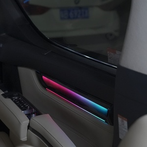 ชุดไฟตกแต่งรถยนต์แบบยืดหยุ่น DIY สำหรับรถ SUV รถกระบะ รถตู้ พวงมาลัยขวา ปรับความยาวได้ พร้อมแผ่นกาวในตัว - Product Image 1