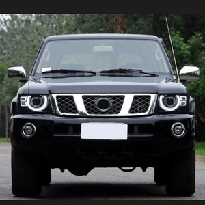 Faros Delanteros LED Estilo Defender para Nissan Patrol Y61 Safari GU4 <span class=keywords><strong>GU5</strong></span> 97-20, Conversión de Lámparas Delanteras Redondas con Máscara Frontal Completa Personalizada - Product Image 6