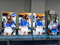 Pemutar Iklan LCD Vertikal Animasi Grafis Digital untuk Pemasaran, Definisi Tinggi 4K IP54, Terbaik dan Terlaris, Model Berdiri di Lantai untuk Dalam Ruangan