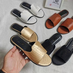 Wholesale 2026 New Summer Women's <b>Beach</b> <b>Flip</b>-<b>Flops</b> with Cushioning Slip-On Closure Genuine Leather Upper - Product Image 2