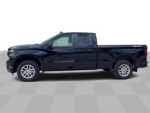 Pick-up d'occasion Chevrolet Silverado 1500 FWD 4 portes Double Cabine 6.6 pieds de caisse courte 2020, cuir, R18, ACC, transmission automatique, éclairage - Product Image 4