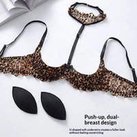 Ensemble de lingerie sexy imprimé léopard à col halter pour femme, soutien-gorge push-up rembourré, design trois pièces, demi-bonnet, polyester/coton, sans entrejambe