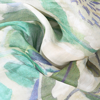Tissu Jacquard Floral Brodé en Soie Teinte et Coton (45% Soie, 55% Coton) pour Robes Italiennes Personnalisées – Fabrication Caizi