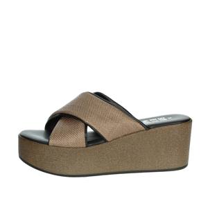 16427 Ciabatte con Zeppa Marroni - Product Image 1