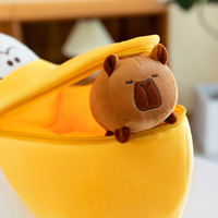 Venta al por mayor de juguetes de peluche divertidos de pelícano, muñecos de peluche de capibara con diseño de bolsa de plátano, estilo meme, colección de regalos bonitos de fábrica con 15 años de experiencia