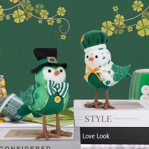 Ensemble en peluche oiseau de la St Patrick motif trèfle vert avec chapeau haut de forme béret décor à thème irlandais pour la maison cadeaux de vacances de table - Product Image 4