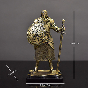 Tùy Chỉnh Nhựa Thời Trung Cổ Hiệp Sĩ Với Lá Chắn Và Thanh Kiếm Bức Tượng Hình Vàng Chiến Binh Bức Tượng Nhỏ - Product Image 5