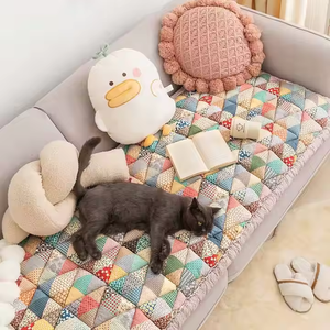 Housse de siège auto Garden Chic pour chiens et chats - Luxe moderne, antidérapante, respirante, en coton polypropylène, <span class=keywords><strong>protection</strong></span> toutes saisons - Product Image 3