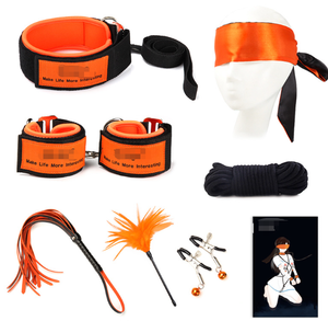 Adult Adult Sexspielzeug Orange 7-teiliges Set SM Training Folter ausrüstung Weibliche Farbe Ding Augen maske 7-teiliges Set Sexspielzeug - Product Image 1