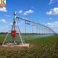 Équipement d'irrigation à pivot central moderne pour l'agriculture à grande échelle