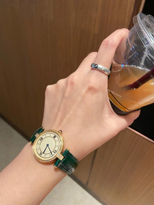 Montre mécanique automatique élégante et à la mode, cadran beige, bracelet en cuir de vache à motif crocodile vert grand-mère - Product Image 5