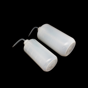 Autres flacons de lavage cylindriques 250ml 500ml 1000ml – Bouteilles souples graduées en plastique pour usage en laboratoire - Product Image 1
