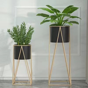 Soporte de Metal para Plantas con Maceta, Moderno Soporte de Esquina para <span class=keywords><strong>Macetas</strong></span> de Interior, Soporte de Hierro para <span class=keywords><strong>Macetas</strong></span> de Piso para Decoración del Hogar y Sala de Estar - Product Image 2