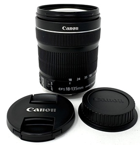 Objectif d'appareil photo EF-S 18-135mm f/3.5-5.6 is utilisé - Product Image 1