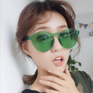 Gafas de Sol Ovaladas Transparentes H2-9803 para Mujer, Protección UV400, Lentes de PC Ligeras Tipo 3, Origen Taizhou - Product Image 4