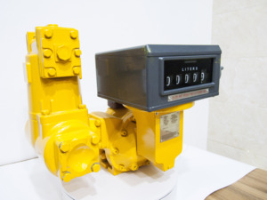 M-Serie Kwaliteit Positieve Verplaatsing <span class=keywords><strong>Flow</strong></span> <span class=keywords><strong>Meter</strong></span> Voor Benzine Olie <span class=keywords><strong>Gas</strong></span> Aanpasbare Oem Ondersteuning - Product Image 3