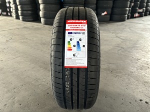 Neumáticos Radiales Chinos sin Cámara para Automóviles de Pasajeros, Todas las Temporadas, 205/55R16 205/60R16 215/60R16, Buena Seguridad, Neumáticos Nuevos para Automóviles - Product Image 2
