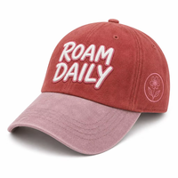 Casquette Dad Hat Rouge Brique Délavé avec Bord Rose Poudré, Broderie en Relief, Emblème Floral, Couture Plate, en Coton Non Structuré, Style Vintage