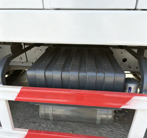 Camion benne d'occasion SINOTRUK HOWO 8x4 371HP Euro 2, 16 tonnes, à usage général, pour <span class=keywords><strong>transport</strong></span> <span class=keywords><strong>de</strong></span> charges lourdes - Product Image 2