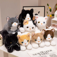 Peluche de chat assis réaliste, décoration d'intérieur, cadeau d'anniversaire pour enfants, jouet en peluche personnalisé, minimum 1