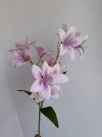Orientalischer Lilienstrauß, künstliche weiße Lilien mit echtem Touch, rosa orientalische Lilie, künstliche orientalische weiße Lilie, künstliche Lilie