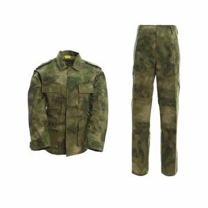 Uniforme de chasse imperméable en polyester de style BAU, camouflage océanique britannique, veste et pantalon durables conçus pour les conditions de terrain - Product Image 5