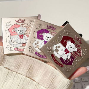 Palette Ombretti Quattro Colori Art Value Little Bear Knight, Confezione Cartoon, Pigmenti Shimmer Glitter e Opachi, Vendita all'Ingrosso - Product Image 1
