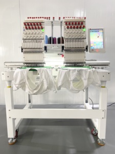 Machine à broder de haute qualité pour les logos d'entreprise sur les polos et les tabliers - Product Image 3