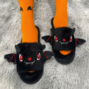 <span class=keywords><strong>Chaussons</strong></span> pour femmes et hommes en peluche EVA, amusants et uniques, en forme de chauves-souris grises, pour l'intérieur et l'extérieur, automne-hiver - Product Image 1