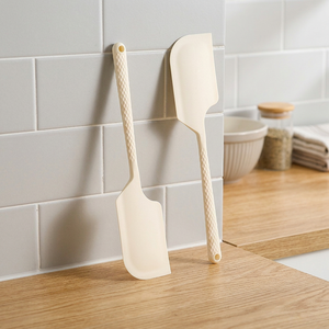 Spatule à pâte en silicone de qualité alimentaire, lame large avec noyau en acier inoxydable pour la pâtisserie, les gâteaux et la préparation culinaire - Product Image 4