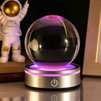 Lampe boule de cristal K9 3D laser vierge en gros 2026, veilleuse LED boule de cristal pour la décoration intérieure et les cadeaux