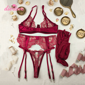 Set Lingerie Wanita Seksi Mewah Grosir, Bra Satin Merah Dierlove dengan Renda Bunga dan Kawat Penyangga, Thong Garter Pinggang Tinggi, Sarung Tangan - Product Image 5