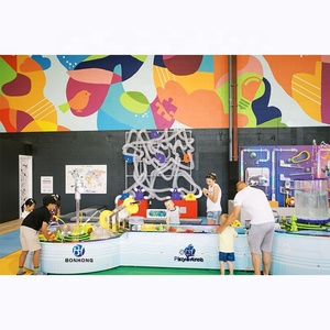 Bonhong Factory Price Mini Water Park Indoor Outdoor Kids Table Play Producto Durable Plastic Metal Steel Construction School - Product Image 1