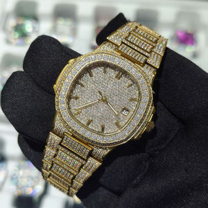 นาฬิกาข้อมือฮิปฮอปแบบเต็มเพชร รุ่น Iced Out ระบบออโตเมติก สำหรับผู้ชาย ตัวเรือนทอง ประดับเพชรโมอิสซาไนต์ ผ่านการทดสอบเพชร - Product Image 6