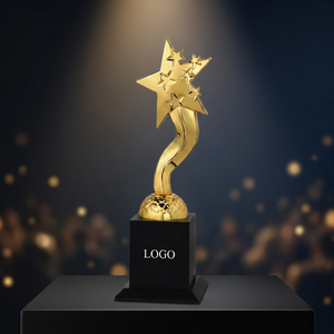 Trophée étoile en métal moulé sous pression avec gravure de logo personnalisé pour les récompenses d'entreprise et les vainqueurs sportifs - Product Image 1