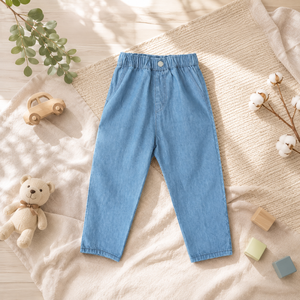 Jeans délavés élégants pour enfants actifs, offrant un confort premium, un tissu durable et une mode sans effort pour l'école et le week-end. - Product Image 3