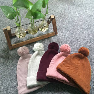 หมวกบีนนี่ผ้าฝ้ายถักสีทึบสำหรับเด็กวัยหัดเดินหมวกบีนนี่มีปอม<span class=keywords><strong>ปอม</strong></span><span class=keywords><strong>ปอม</strong></span>สำหรับฤดูหนาวโลโก้ตามสั่ง100% - Product Image 3