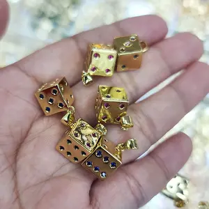 CZ8834 Chic Dainty Diamond 18k Gold CZ Micro Pave Dice Charm Pendant for Necklace Bracelet Jewelry DIY Making